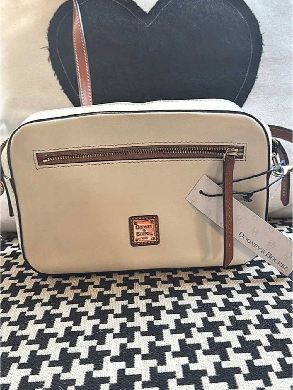 Dooney & Bourke Pebble Grain Camera Zip Crossbody Beige & Brown